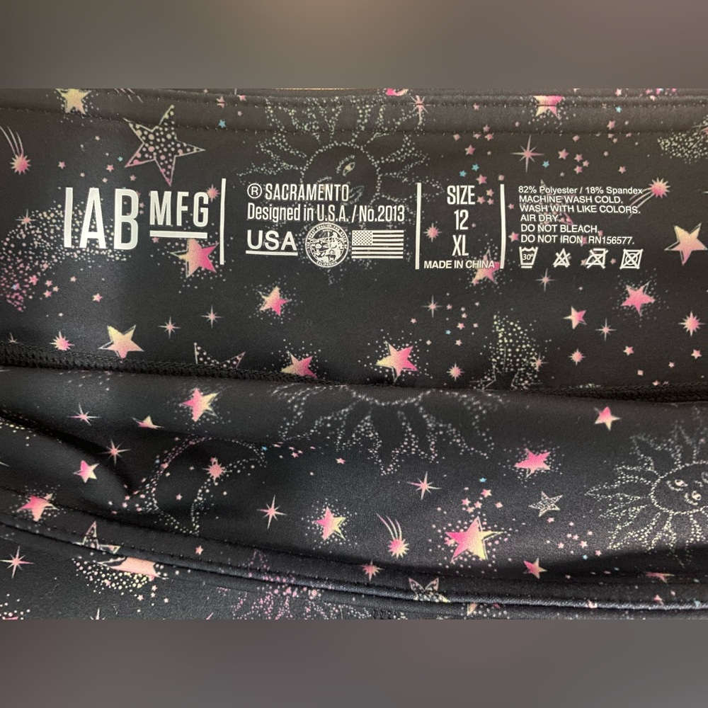 IAB MFG Black and Pink Starry Leggings